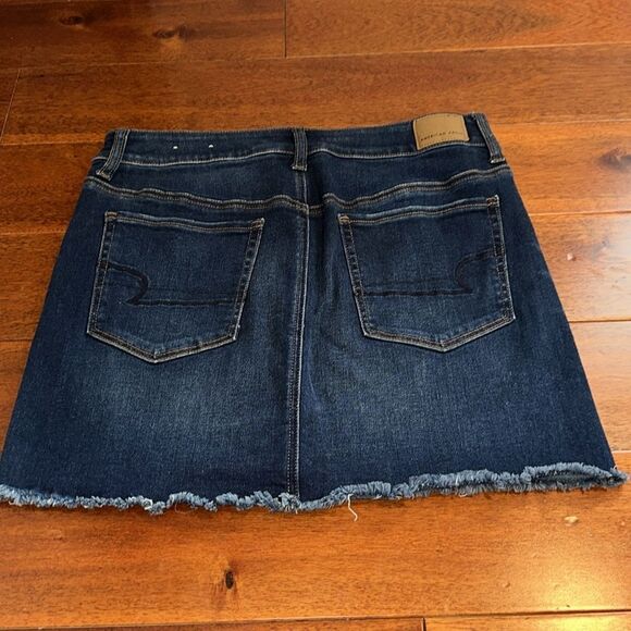 American Eagle Hi-Rise Mini Skirt Size 12 - Picture 6 of 8